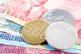 Rupiah Weakened by Fears that Fed’s QE May End This Year