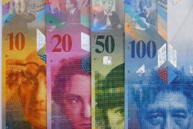 Franc Mixed as Swiss Economy Expands