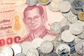 Baht Weakens Ahead of Policy Meeting