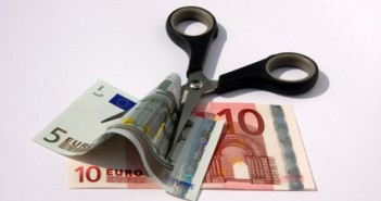 Draghi under pressure to boost flagging Eurozone economy