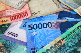 Rupiah Falls on Current Account Outlook & Political Uncertainty