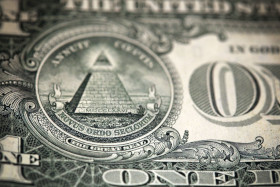 US Dollar Surges As Federal Reserve Set to Pump $1 Trillion Into Market