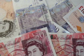 Sterling Pound Rallies Despite UK GDP Missing Estimates